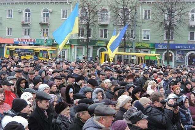 Ривне провозгласило себя городом без Януковича