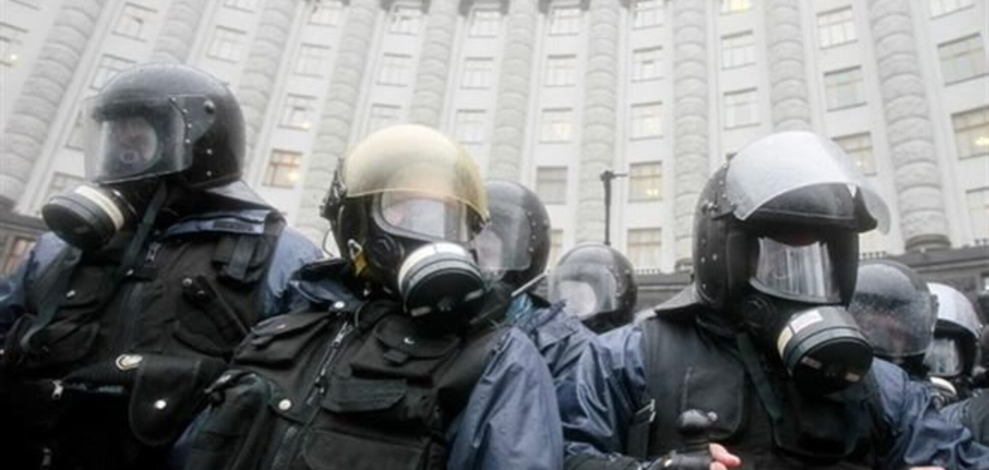 Протестуючі збираються під Кабміном