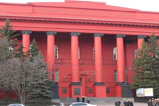 Власти заинтересовались митингующими на Евромайдане студентами - СМИ