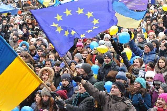 Оппозиция Армении выразила солидарность с Евромайданом