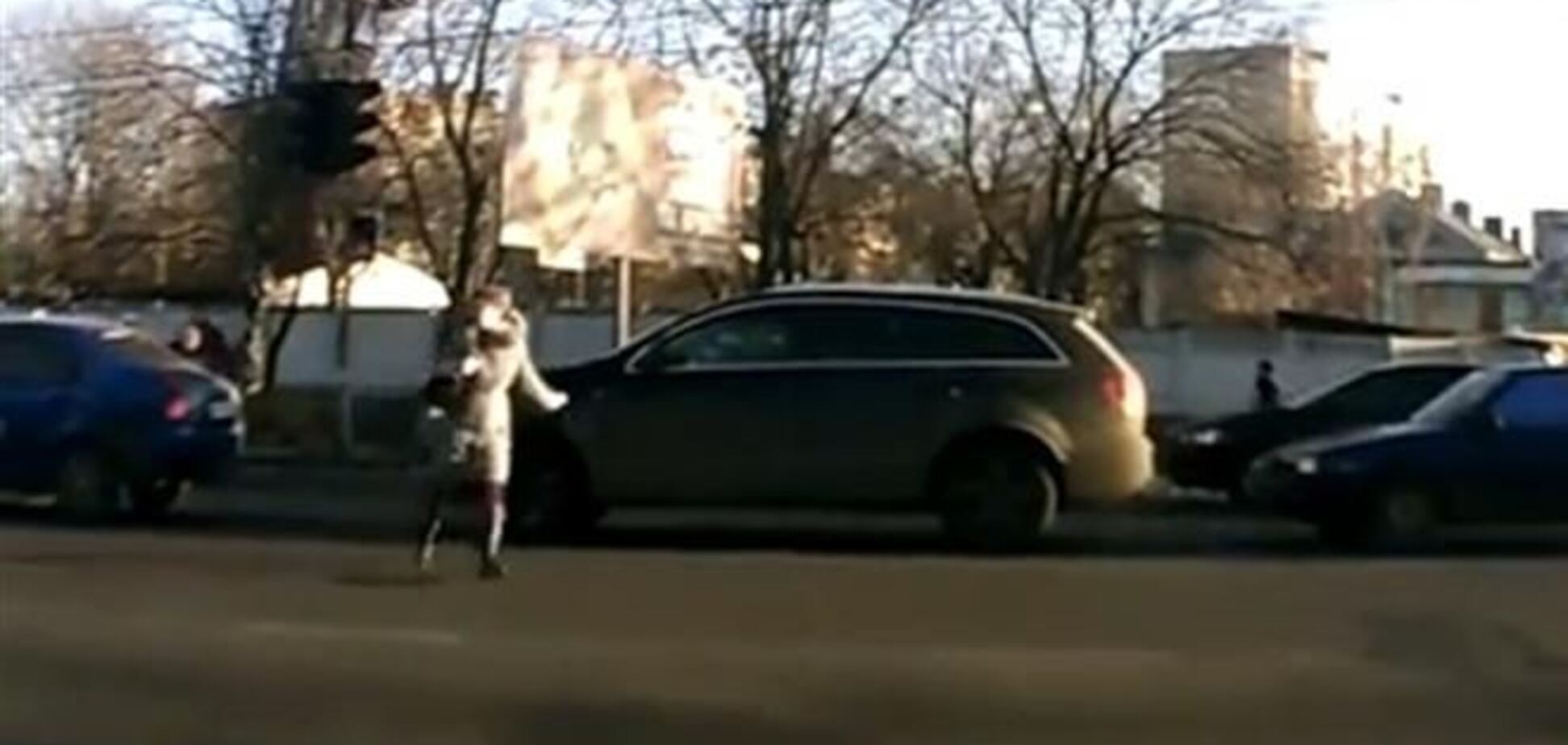 В Одессе авто сбило беременную: женщина просто взлетела в воздух
