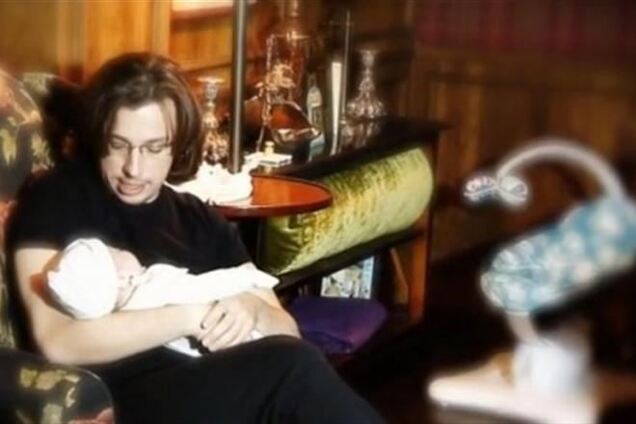 Пугачева и Галкин впервые показали своих двойняшек