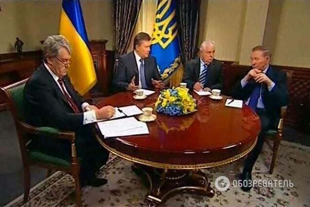 Кучма і Кравчук натякнули Януковичу про відставку прем'єра