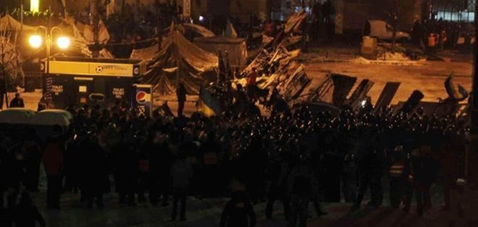 В МВД не исключают, что в ночь на 12 декабря будет разгон Майдана