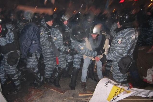 Штурм Евромайдана. Фотохроника