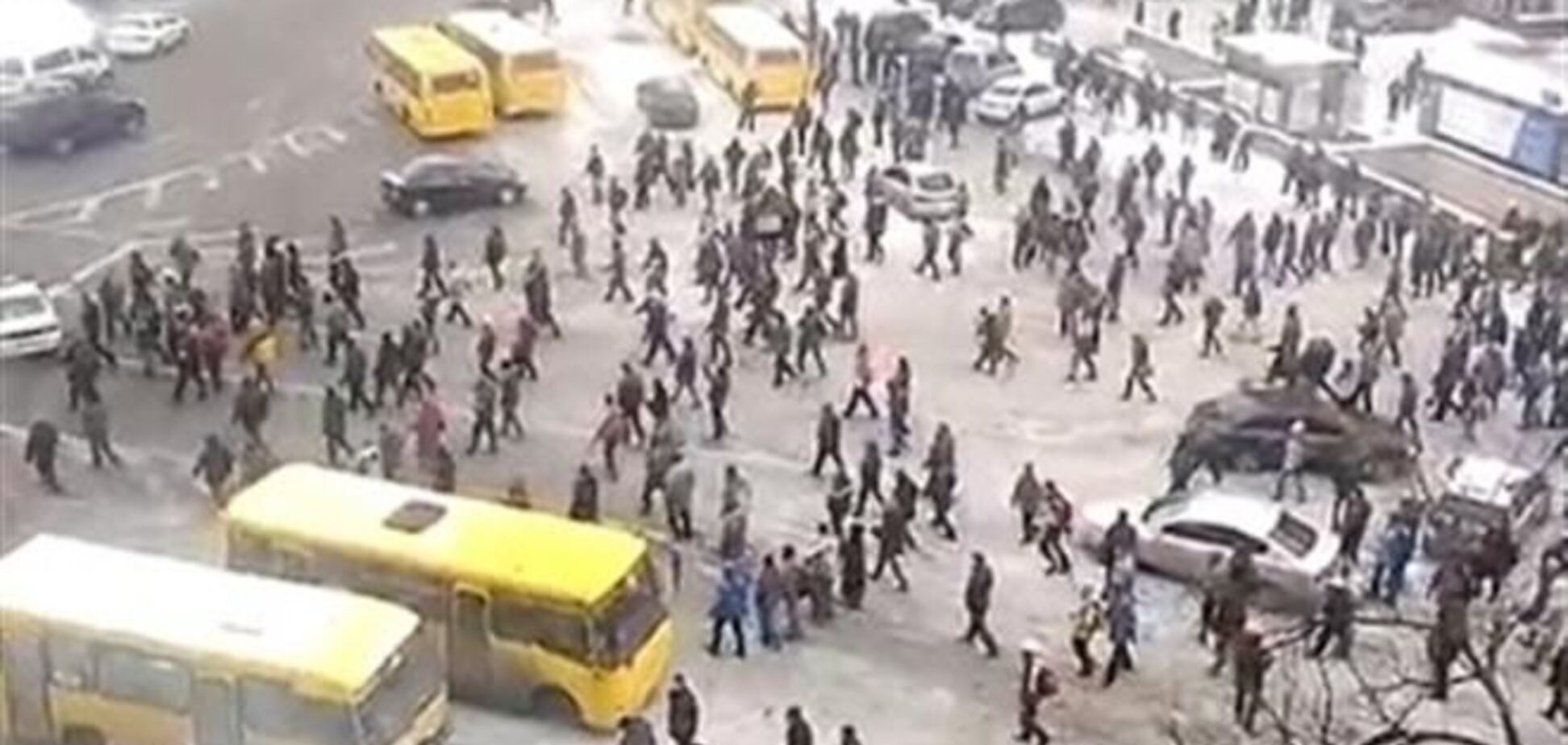 Полтысячи евромайдановцев собрались на Европейской площади