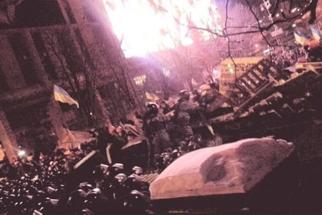 К Майдану Незалежности милиция подтянула автобусы