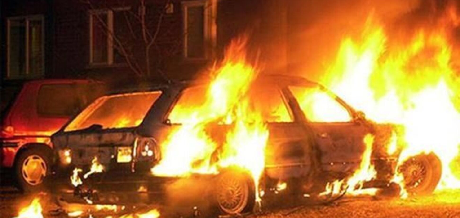 Нардепу от 'Свободы' ночью сожгли авто