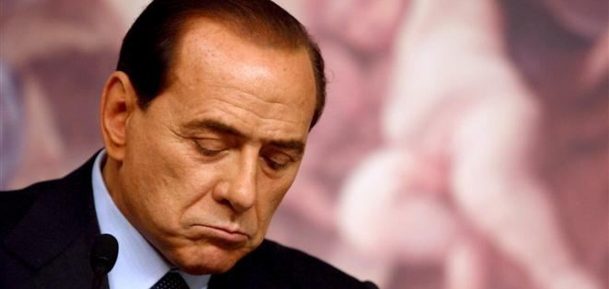Берлусконі передрік Італії революцію, якщо він опиниться за гратами