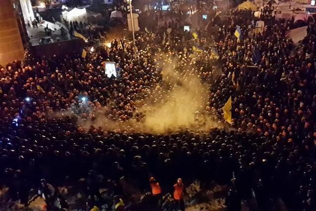 Пентагон призвал не применять силу против Евромайдана