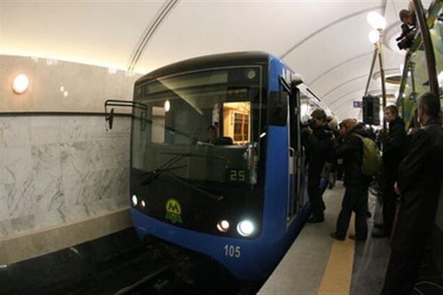 За призыв идти на Евромайдан машиниста метро не уволят