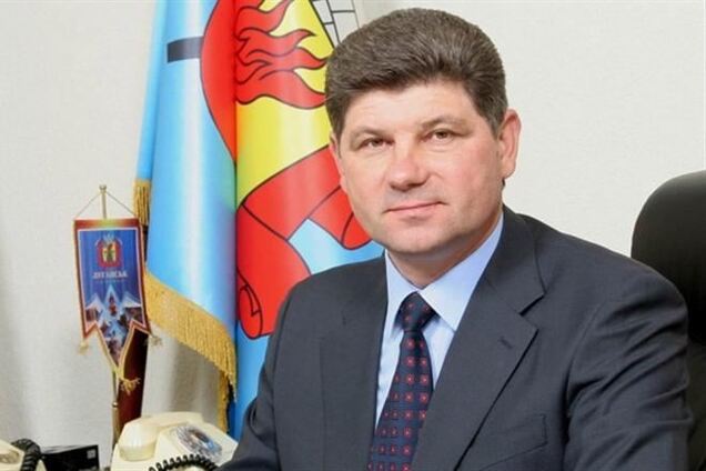 Мэр Луганска призвал горожан ехать в Киев