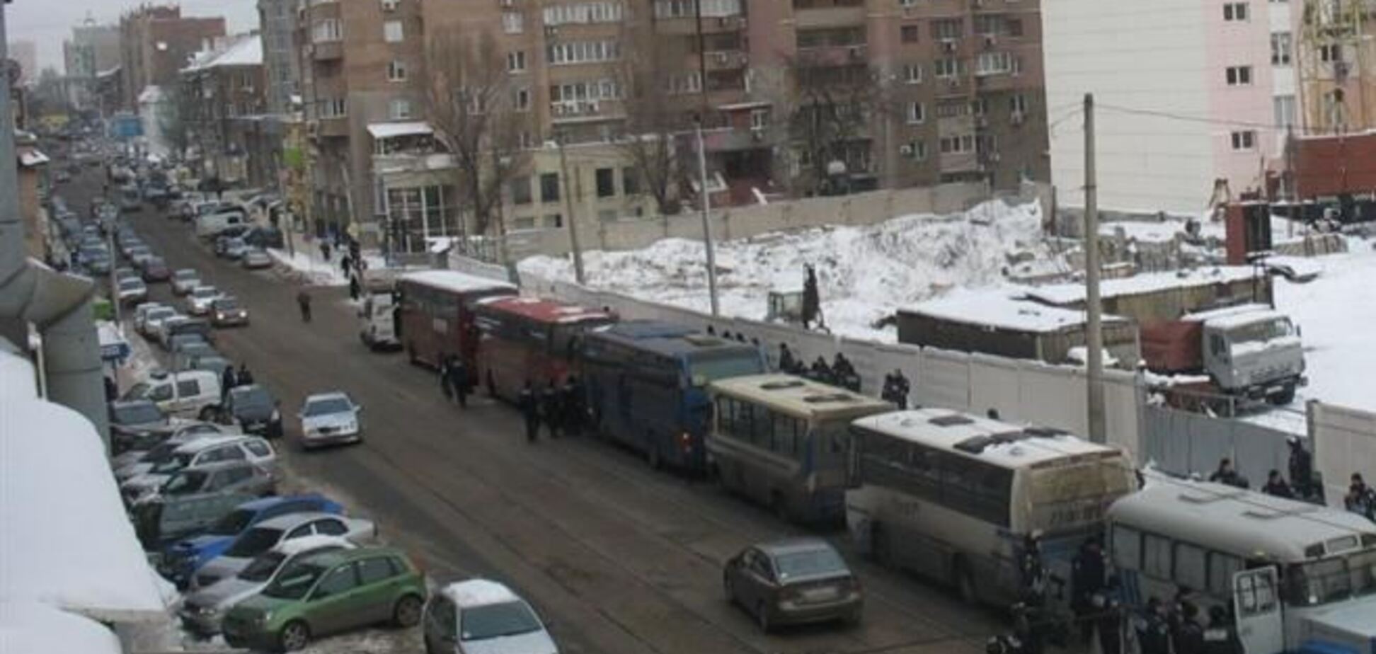 Міліціонери з щитами і кийками виїхали з Донецька в невідомому напрямку