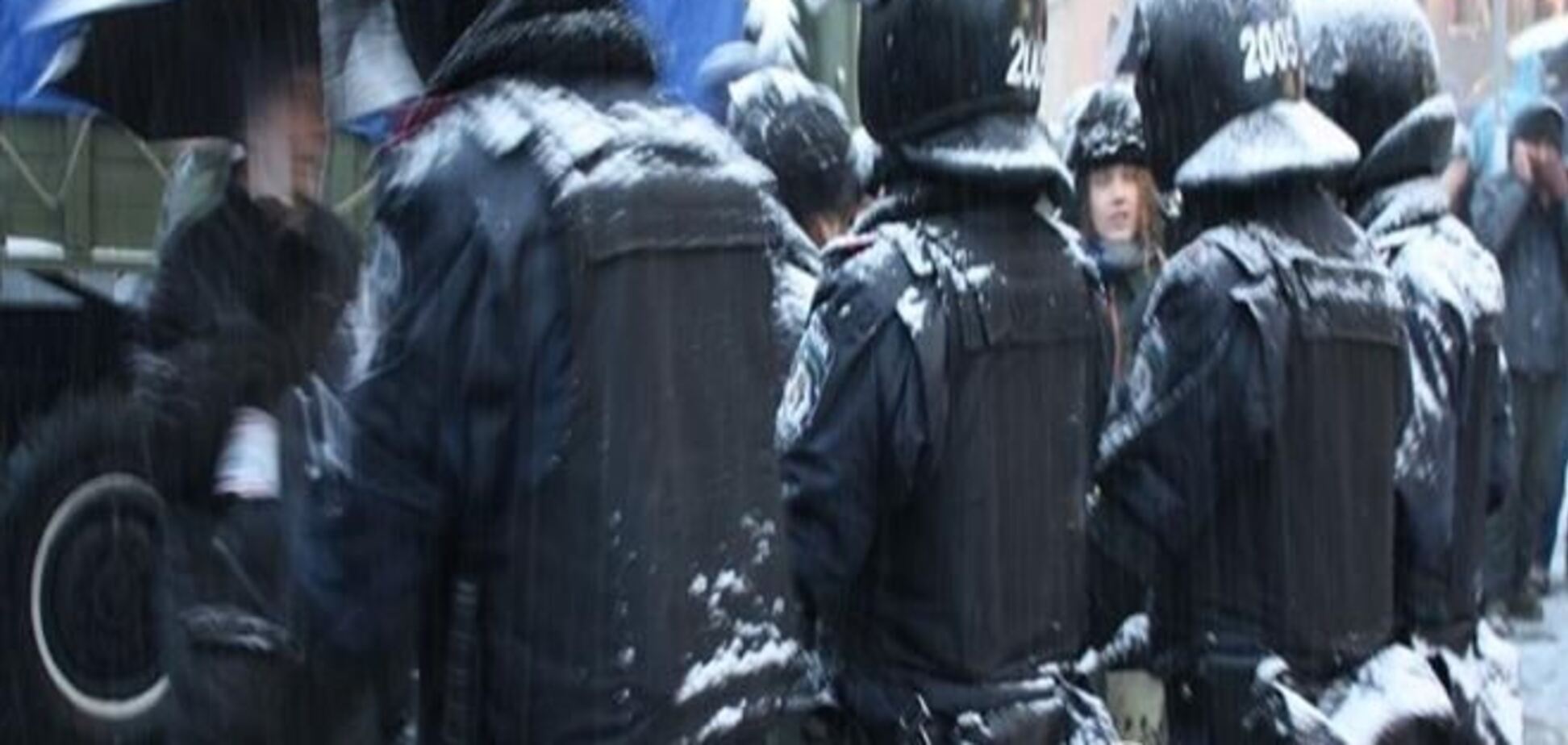 Милиция готовится к силовому противостоянию между двумя 'майданами'