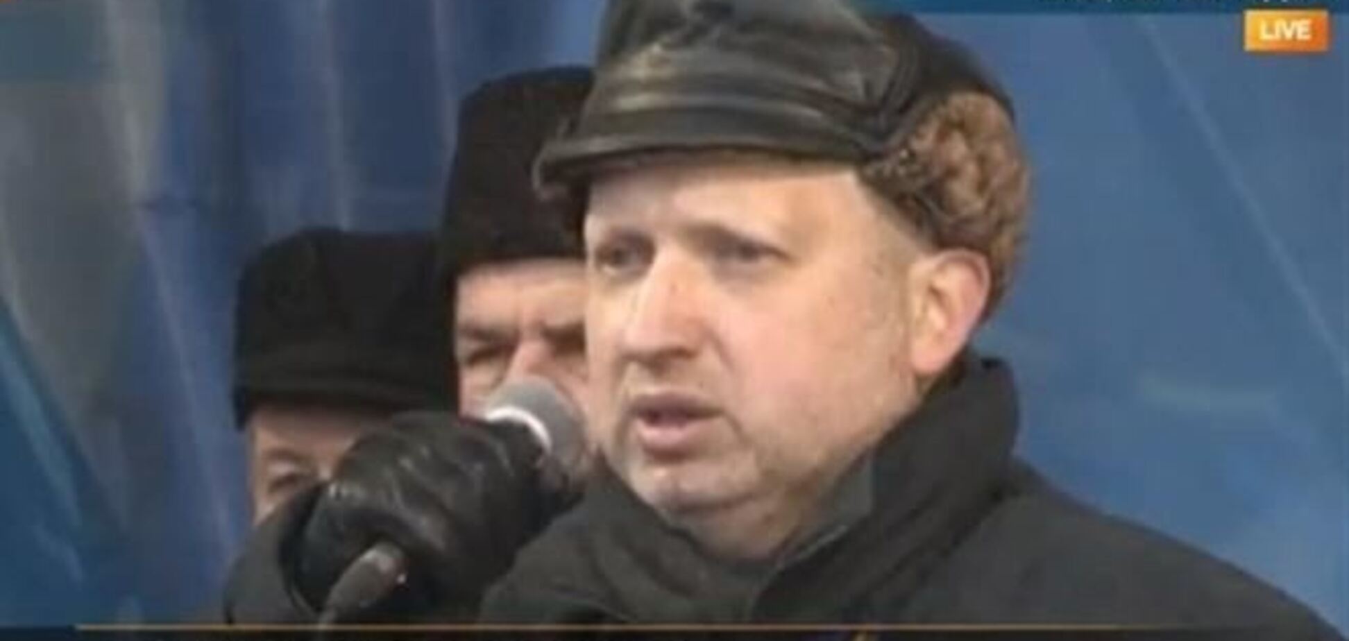 Евромайдановцы пошли пикетировать СБУ, МВД и ЦИК