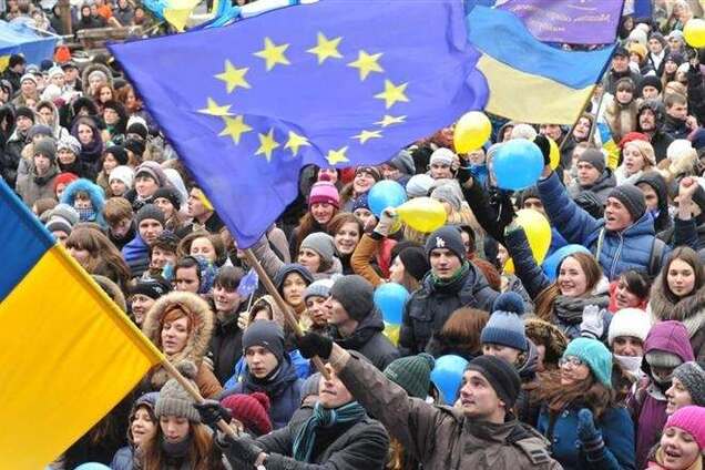 Глава европейского комитета в Сенате США посетит Евромайдан