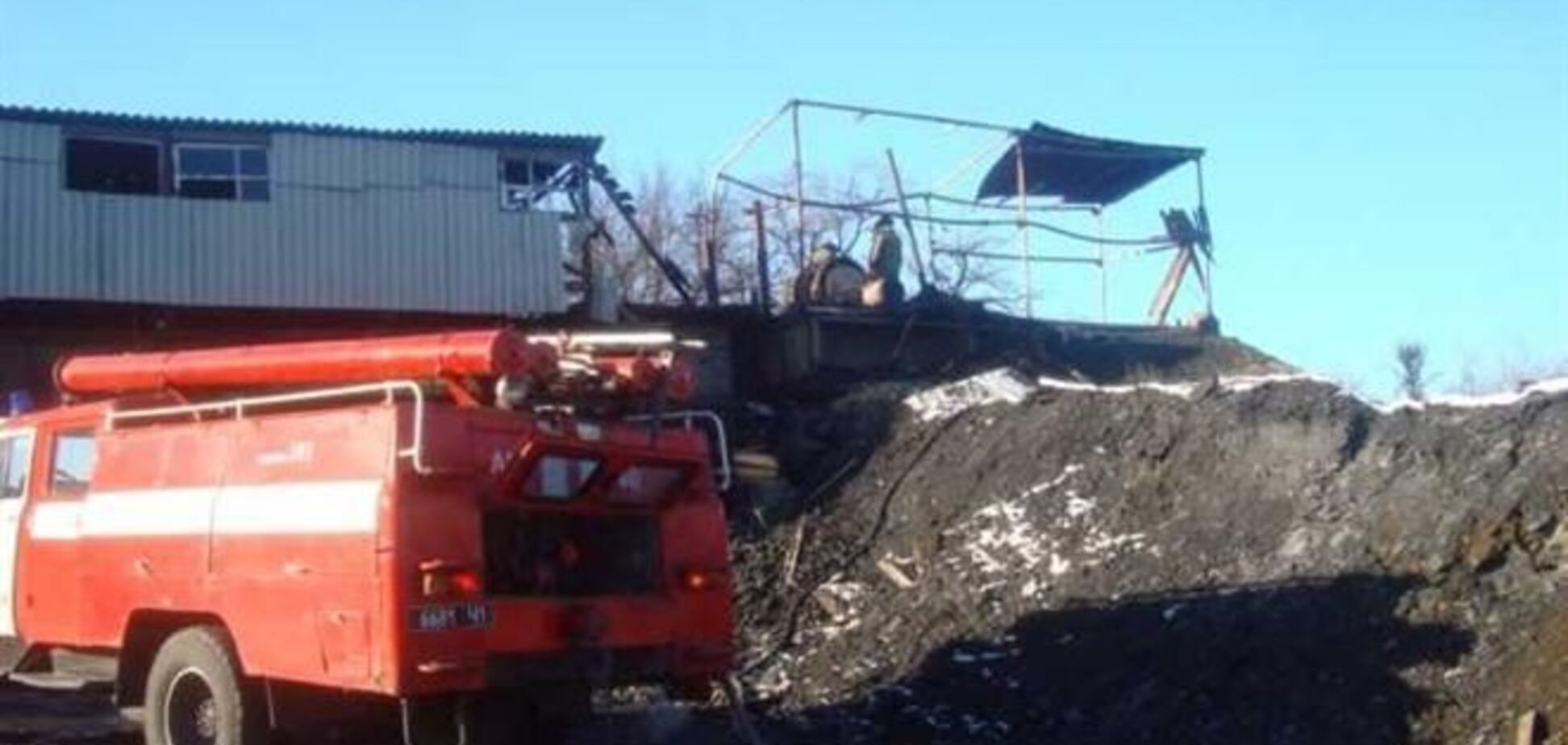 На Луганщині горіла шахта з майже 200 гірниками