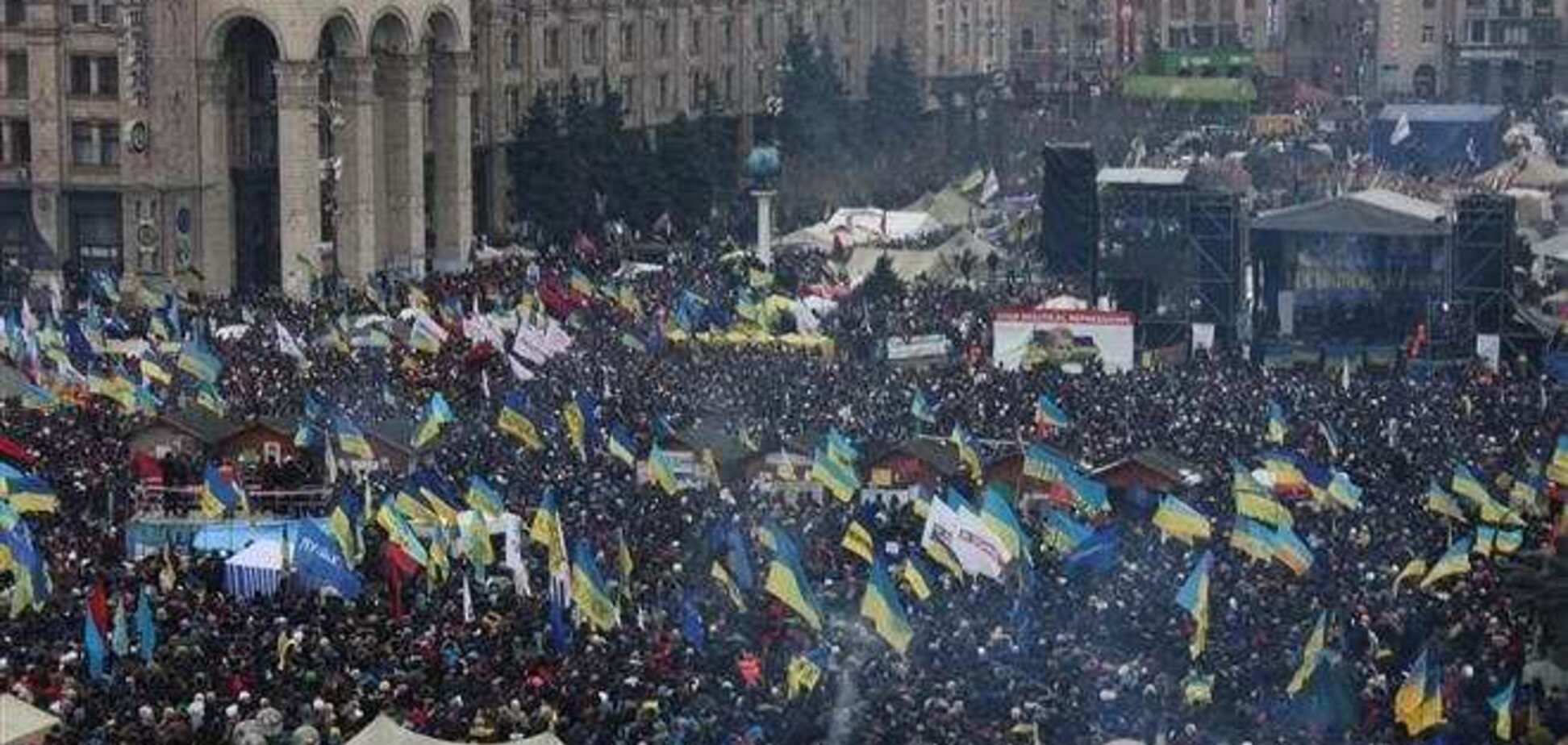 Эксперт: Евромайдан во время выборов на пяти округах  - большой подарок для оппозиции