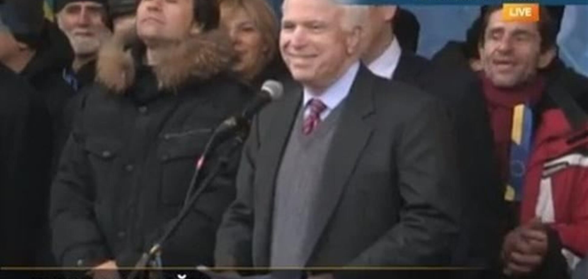 Эксперт о выступлении сенаторов США: это не повод говорить о 'наколотых апельсинах'