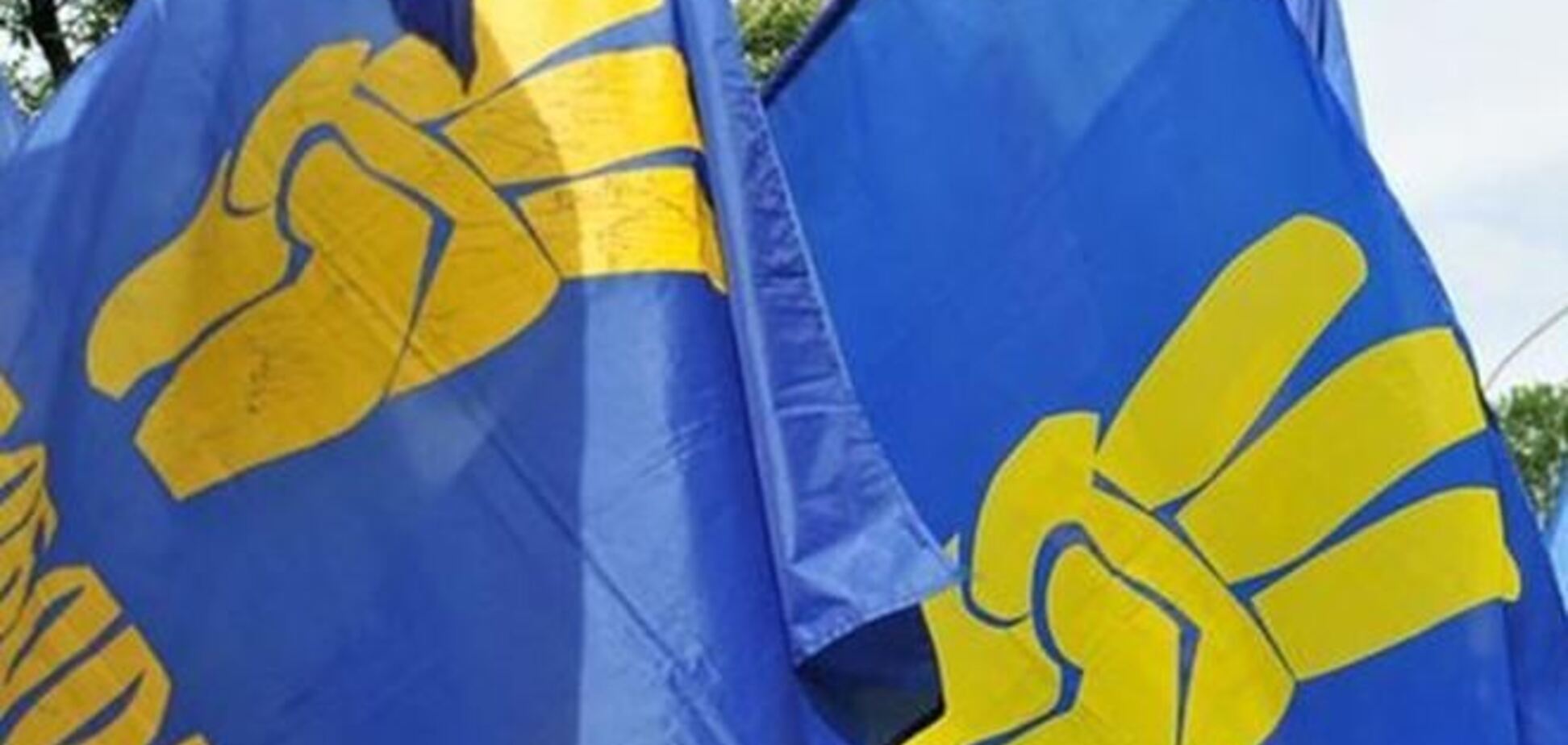 Свобода захватила помещение участковой комиссии, - очевидцы