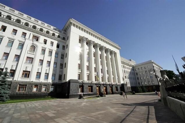 Янукович ввел новую должность - замглавы Администрации Президента
