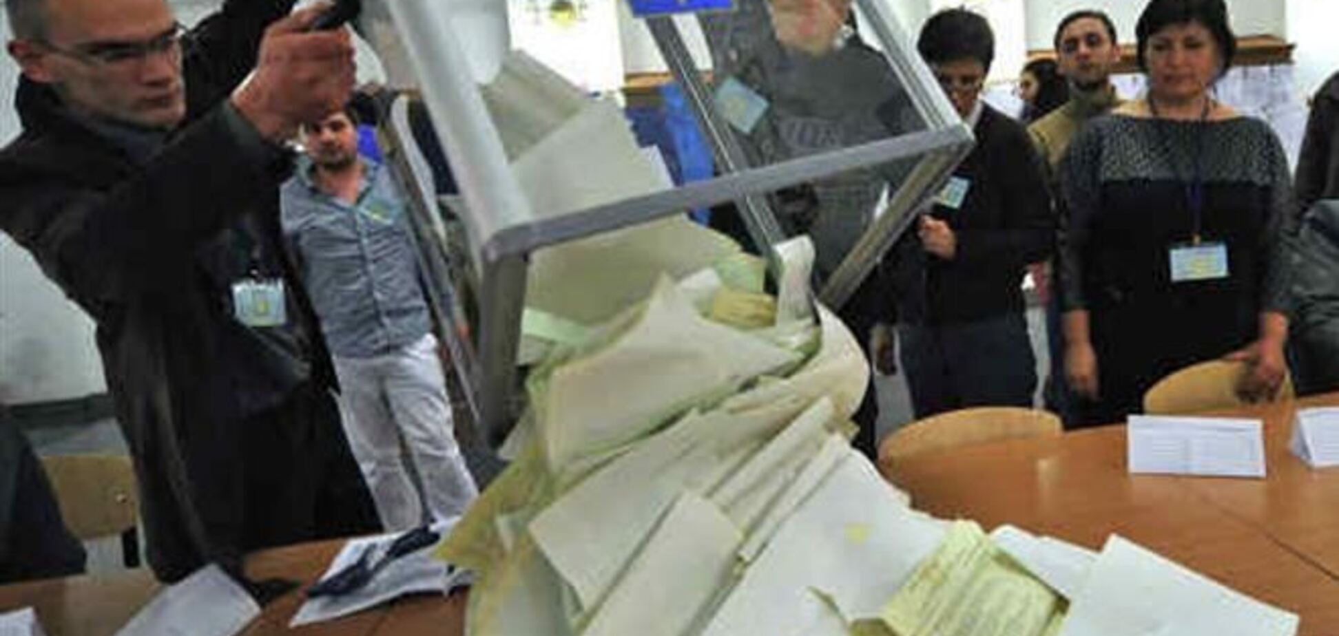 Всю ночь после перевыборов ОИК №132 находилась в осаде