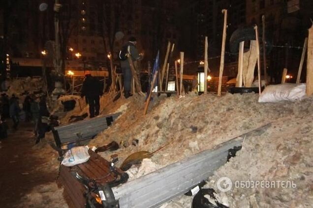 Барикади на Евромайдане не чіпатимуть до кінця січня