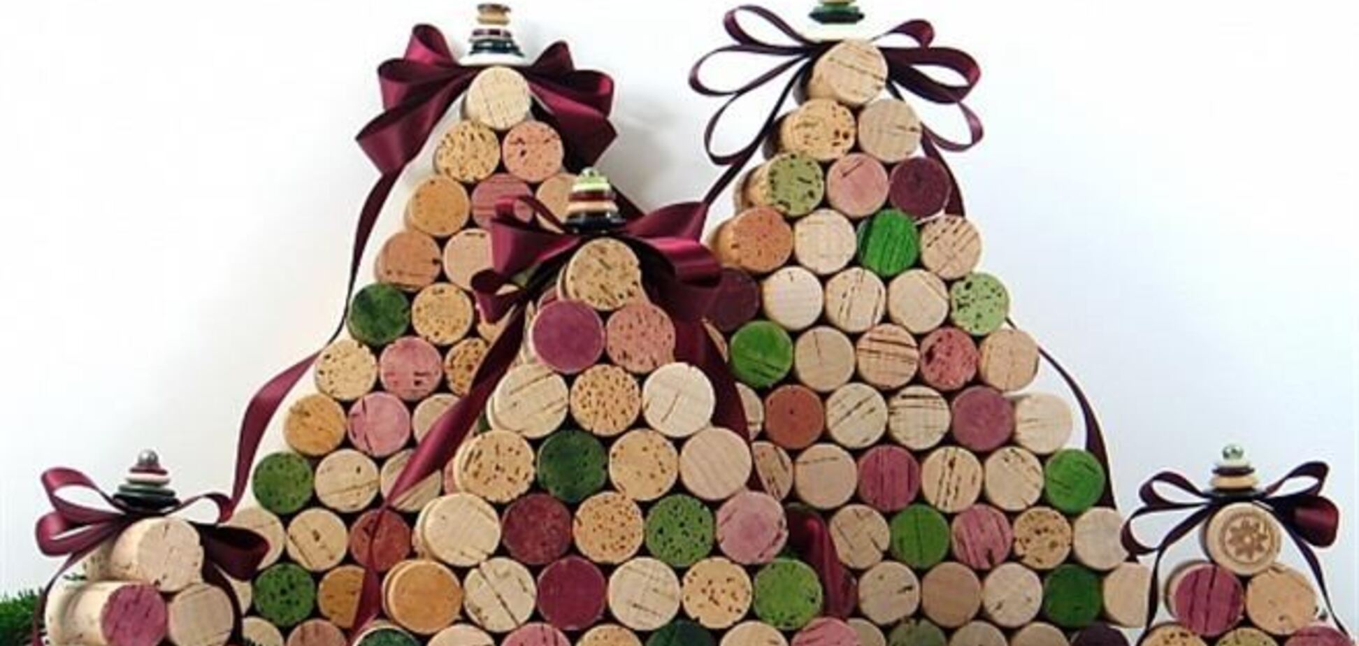 Как сделать новогодние елочки из винных пробок