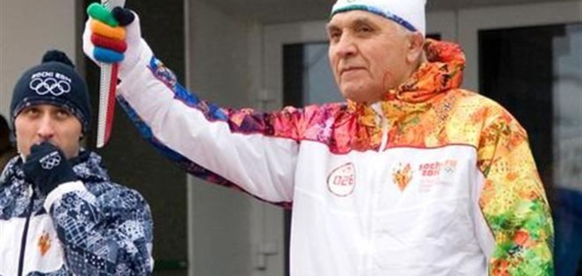 В России факелоносец умер во время эстафеты Олимпийского огня