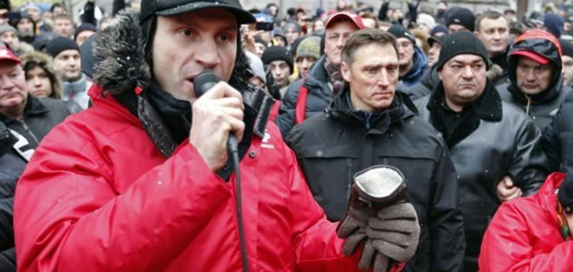  Политологи считают уткой заявление Кличко о том, что на него покушались