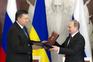 В опозиції заявили, що Путін дав Януковичу завдаток за вступ до МС