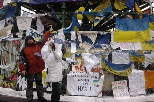 Кличко пообещал евромайдановцам новую елку