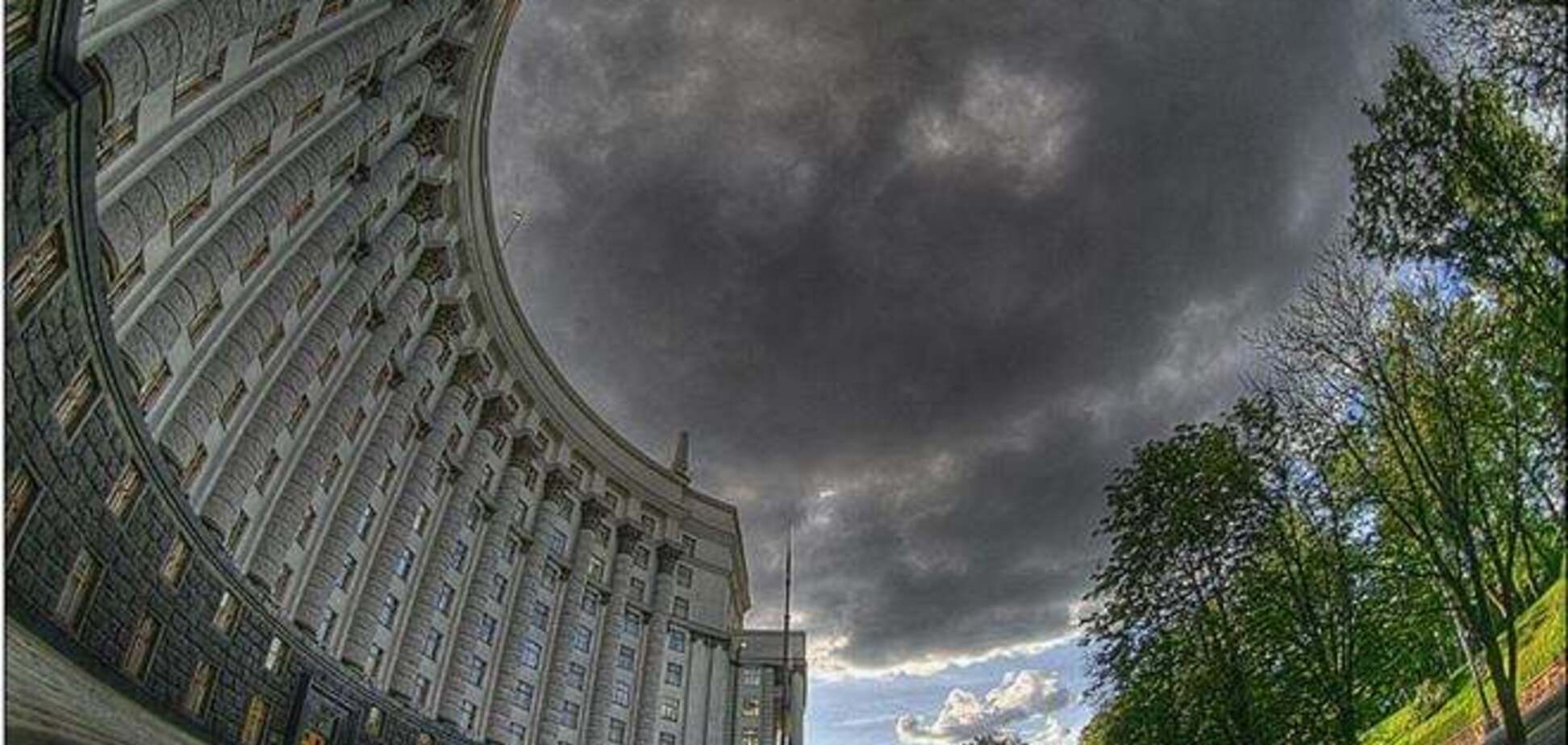 В Украине появились мошенники, которые отправляют 'указ Президента' о сборе денег