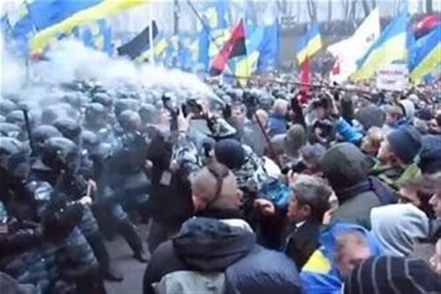 Одного из задержанных под Кабмином приговорили к трем годам