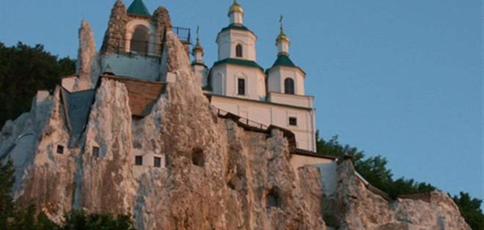 Святогорская Лавра молится за Украину