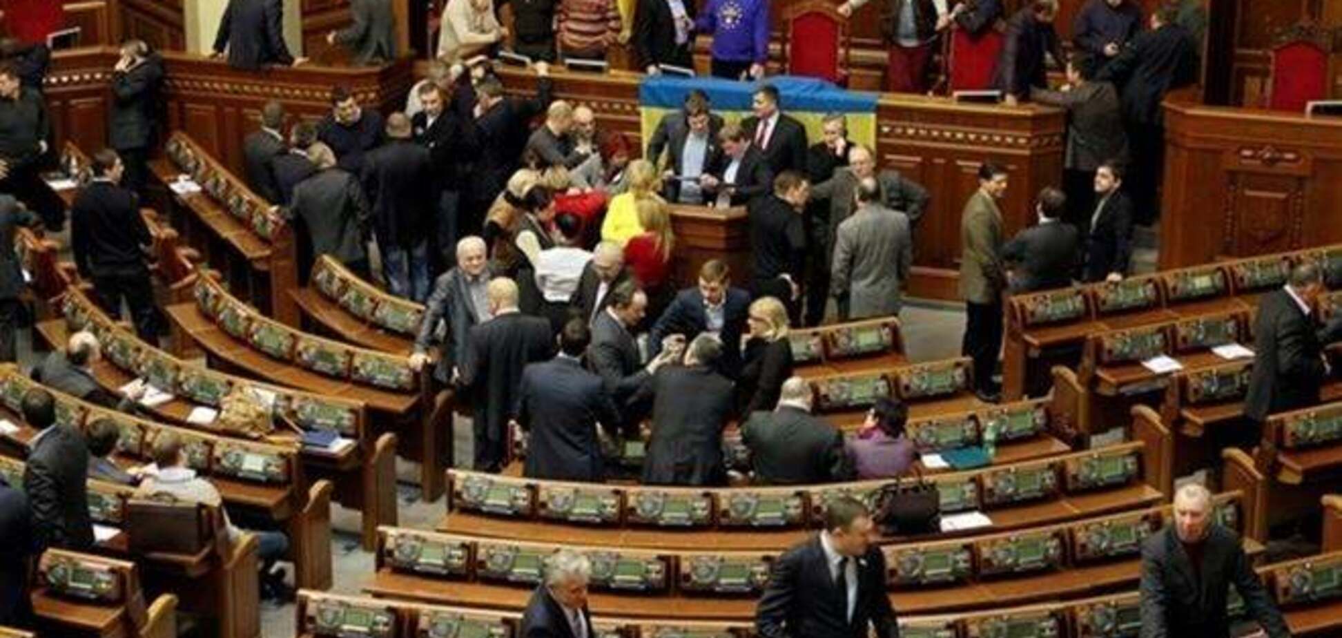 Комитет Рады предложил принять Госбюджет-2014 24 декабря