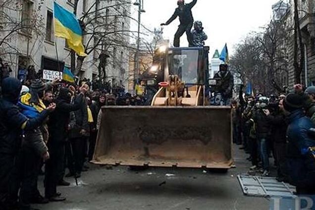 27-річний киянин визнав свою провину у заворушеннях на Банковій