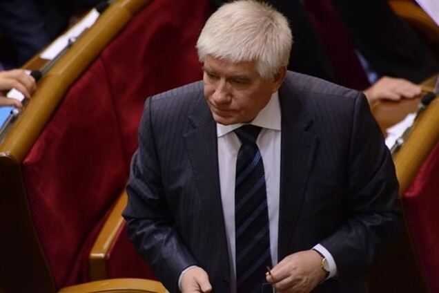 Мы и далее следуем по курсу евроинтеграции и поддержки отношений с Россией, - Чечетов