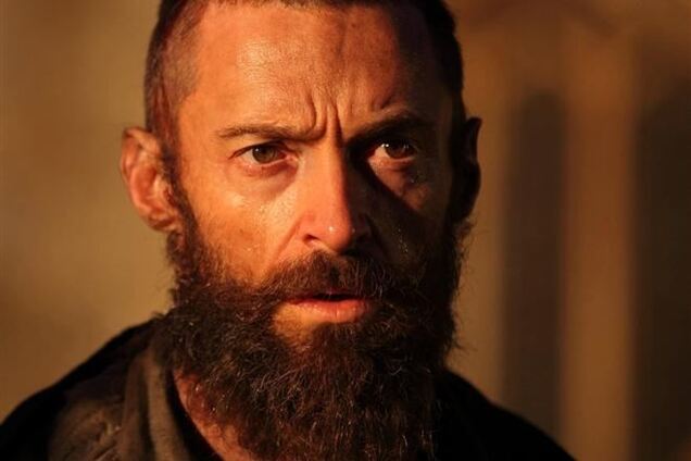 Хью Джекман приклеит черную бороду