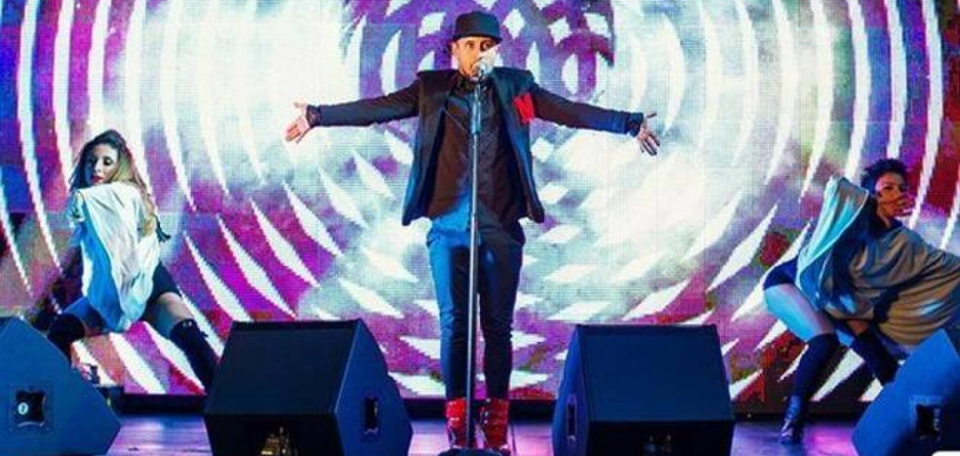 Шурінс День Святого Миколая не зазначає, а Химчук і Монатік його обожнюють