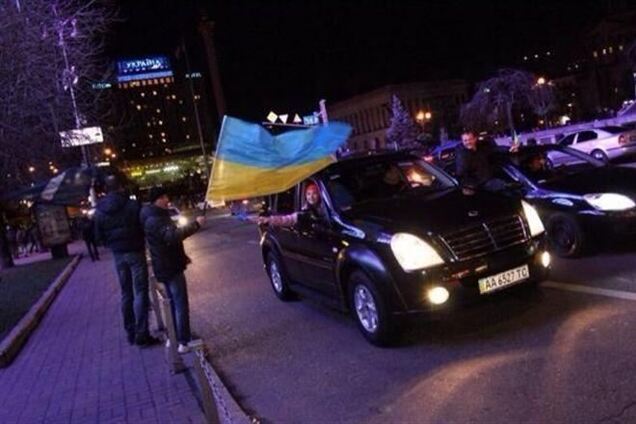 На Евромайдан приехали автомайдановцы