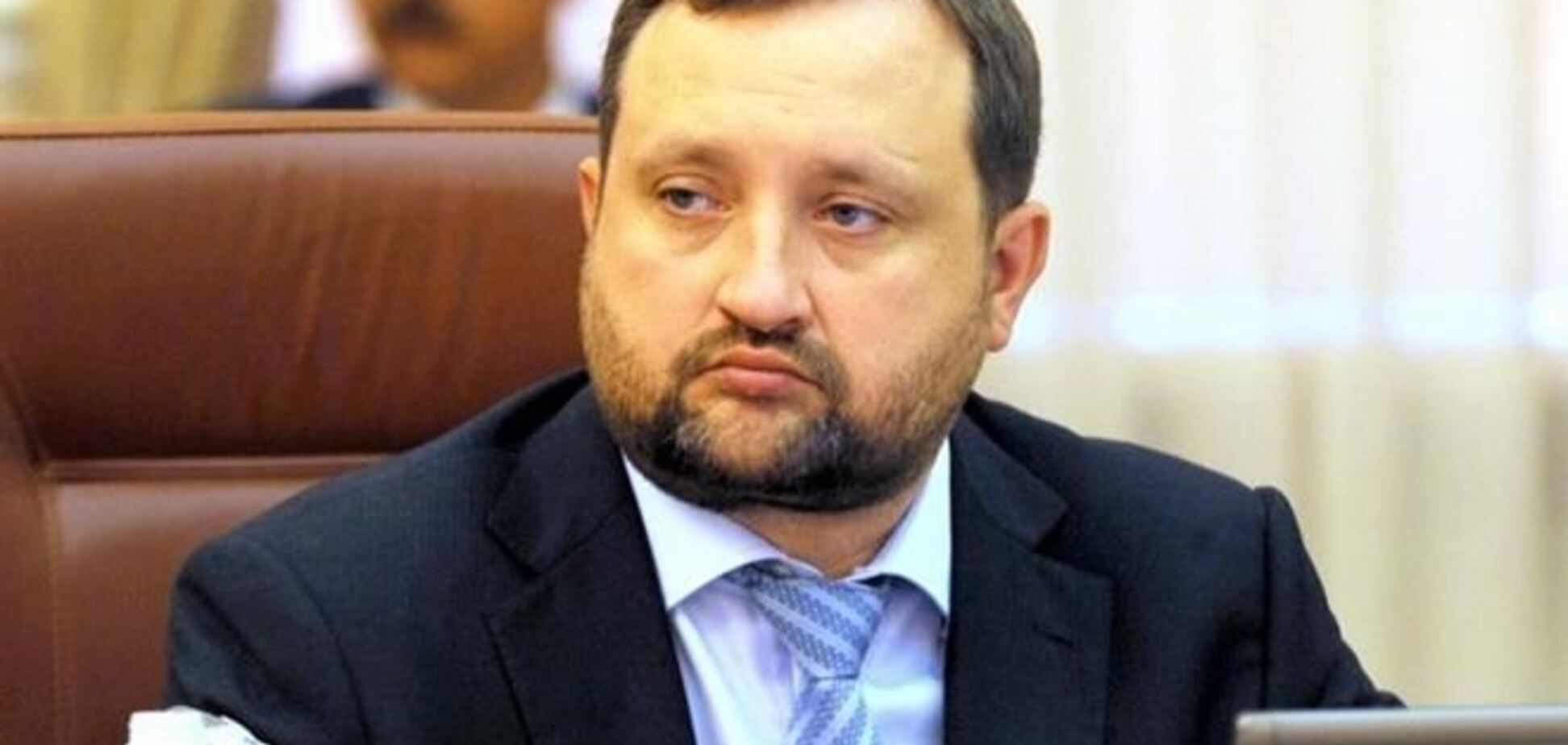 Арбузов просить депутатів допомогти уряду в роботі над асоціацією з ЄС