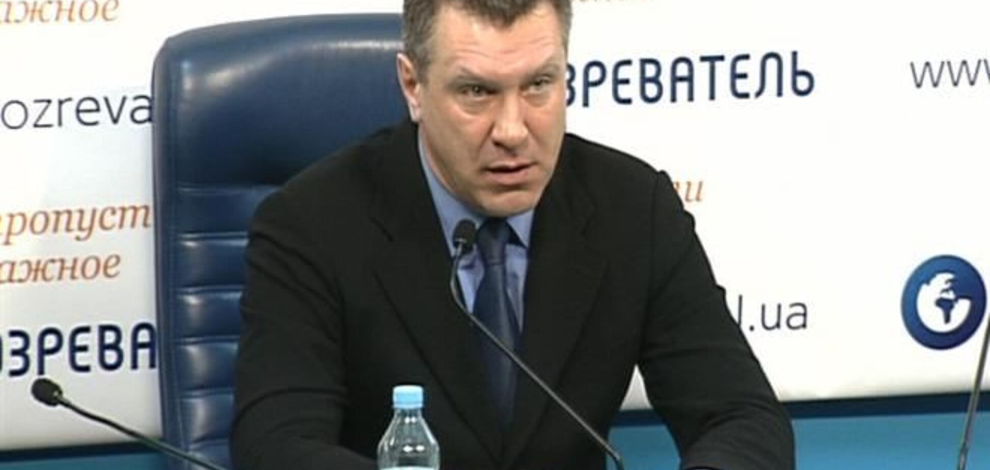 Беркут: Яценюку придется победить смертельного врага - Тимошенко