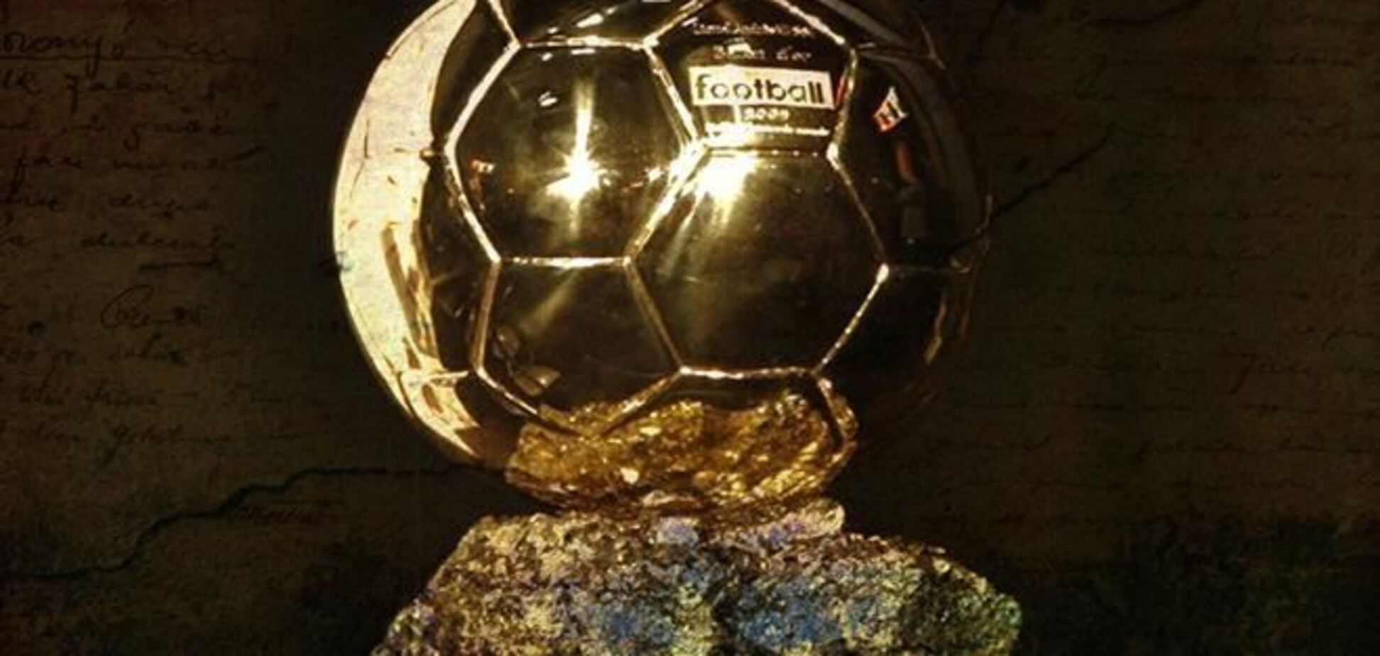 Журналист France Football намекнул на обладателя 'Золотого мяча-2013'
