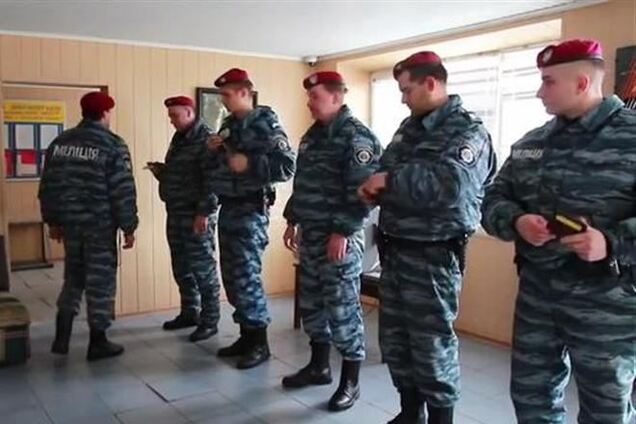 Луганская милиция сняла клип о 'Беркуте' и Евромайдане