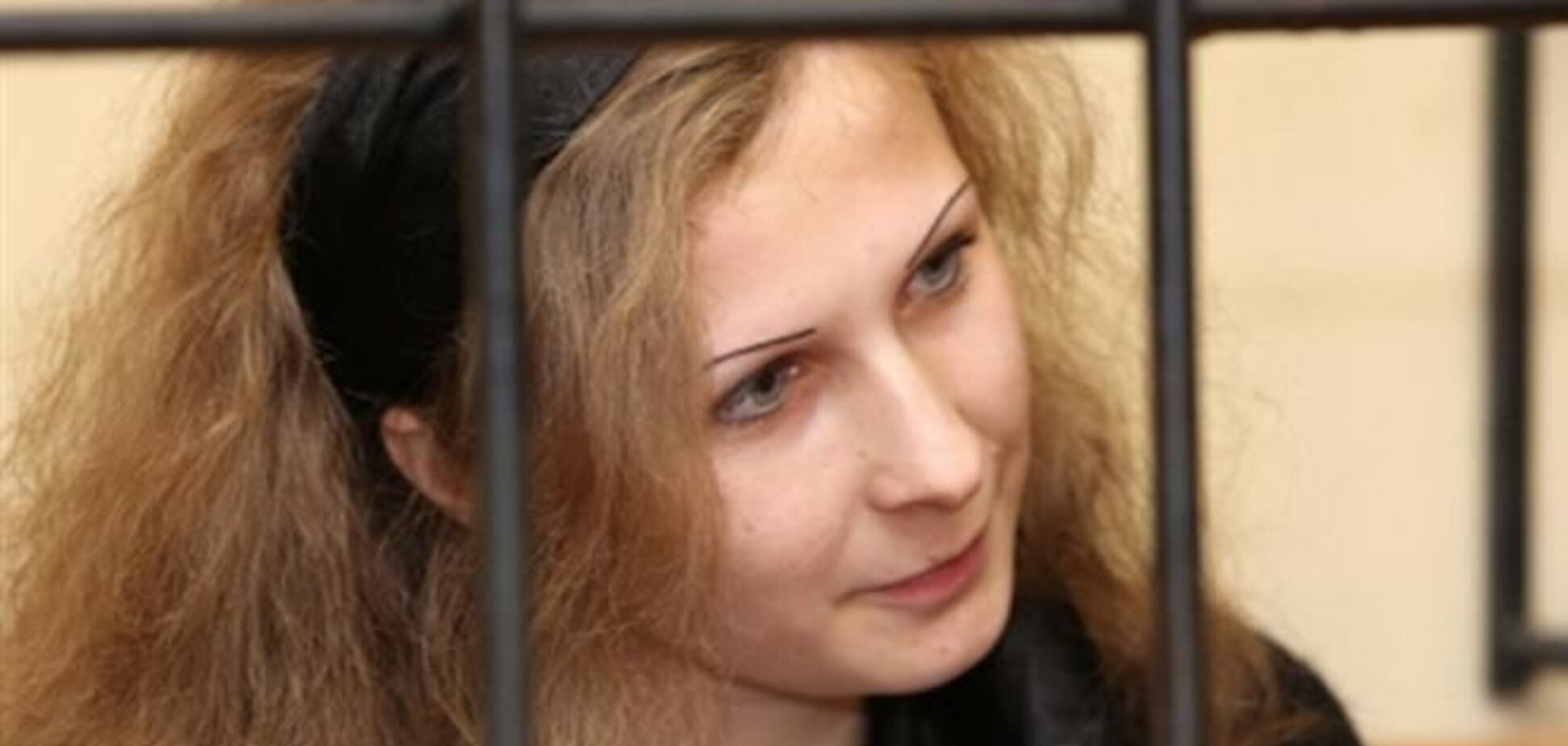 Участница Pussy Riot не хочет выходить из колонии