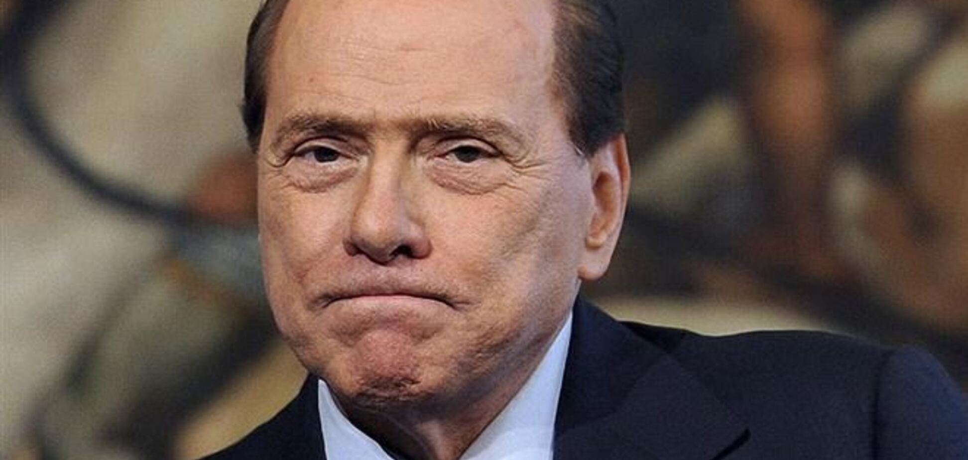 Берлускони остался без елки на Рождество