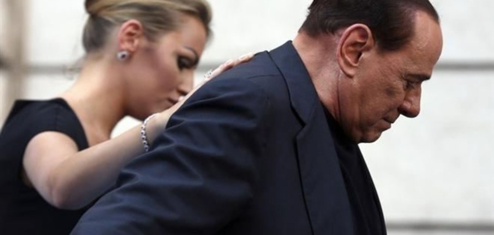 Берлускони отказался дарить невесте 'Харлей-Дэвидсон' на Рождество
