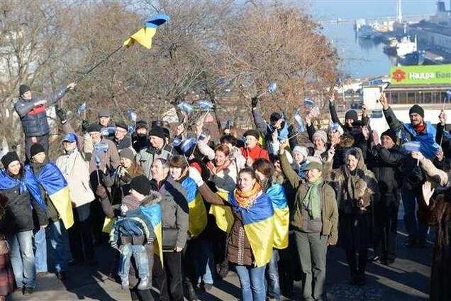 В Одессе вече в поддержку Евромайдана собрало 300 человек