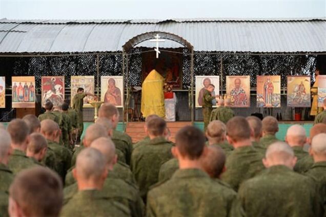 В России военнослужащих запаса переучивают в священников 